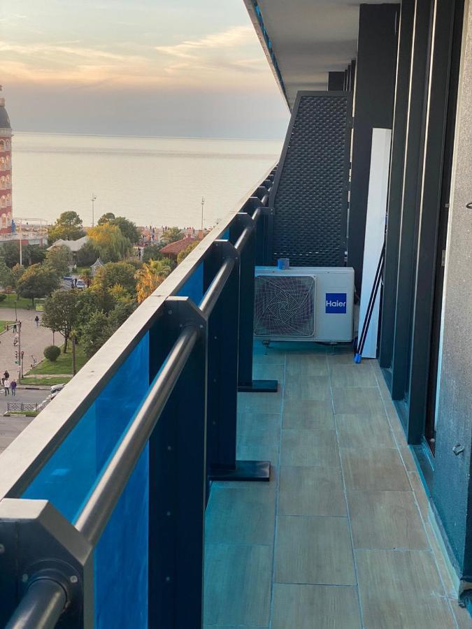 Lux Apartaments Batumi Pokój zdjęcie